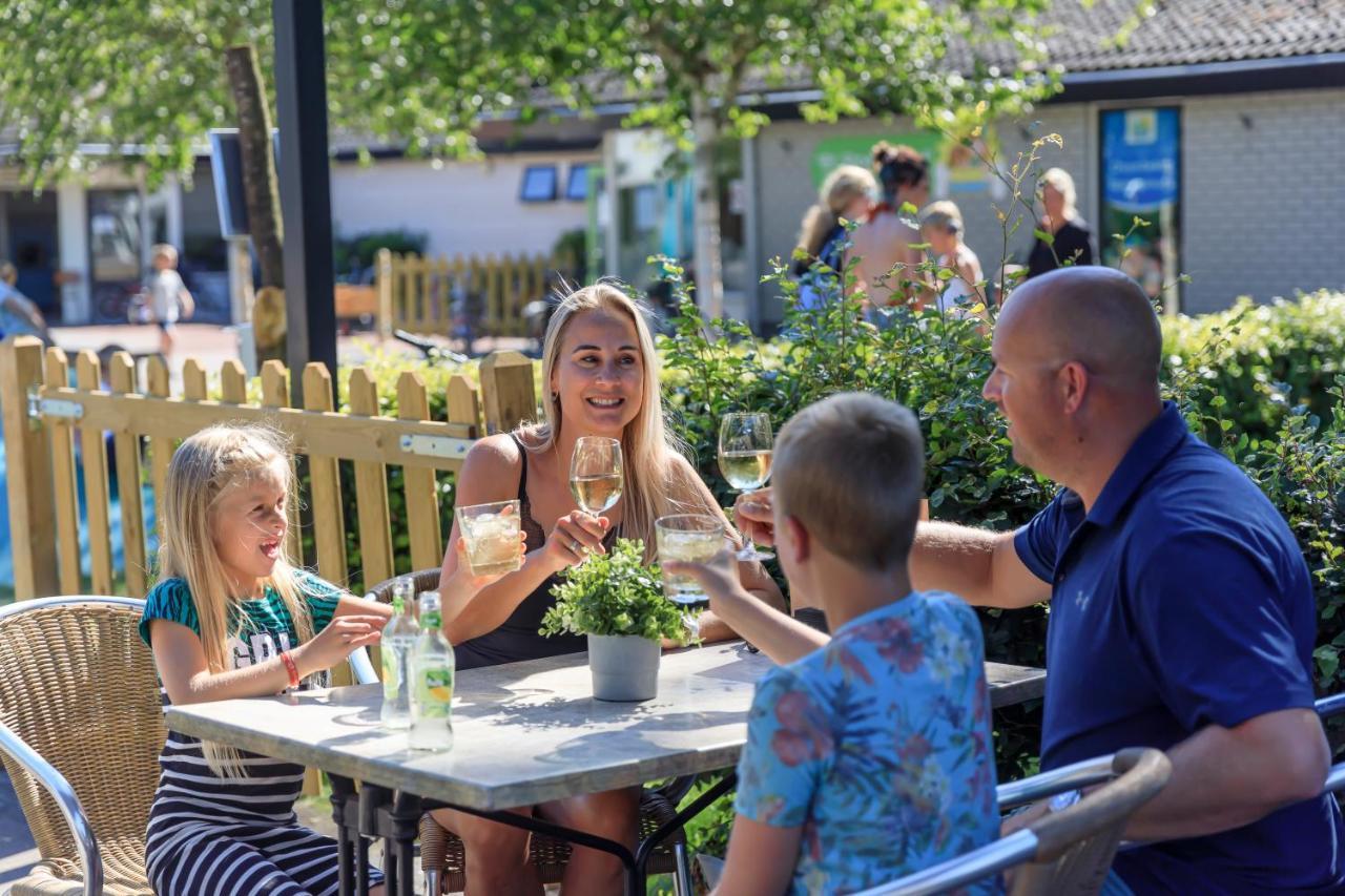 Rcn Vakantiepark De Roggeberg Апелсха Екстериор снимка