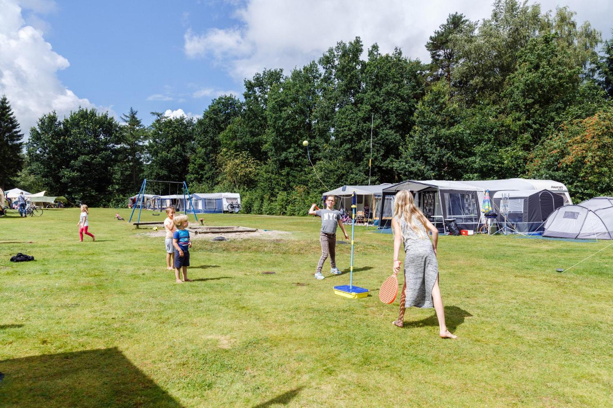 Rcn Vakantiepark De Roggeberg Апелсха Екстериор снимка