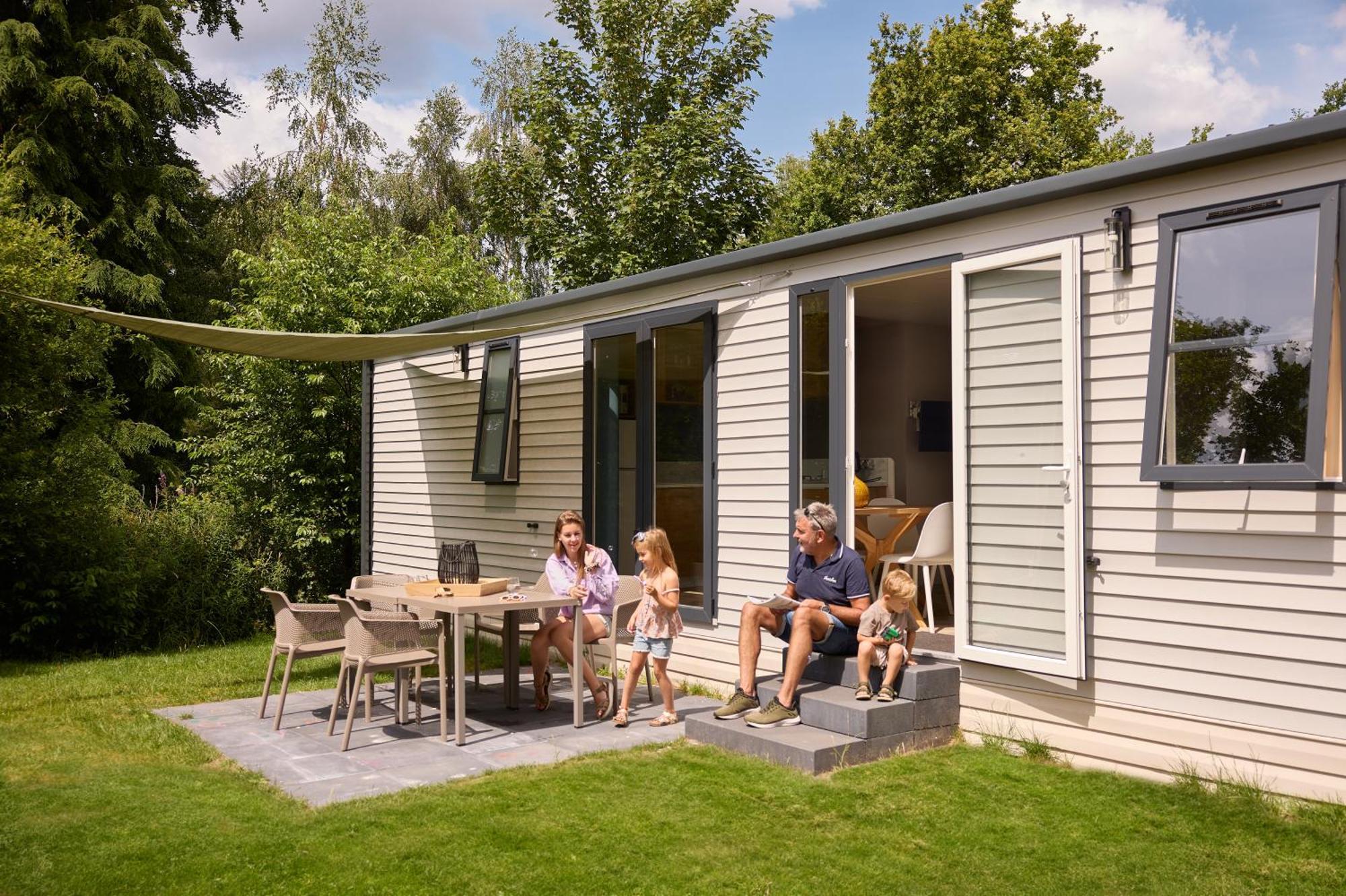 Rcn Vakantiepark De Roggeberg Апелсха Стая снимка