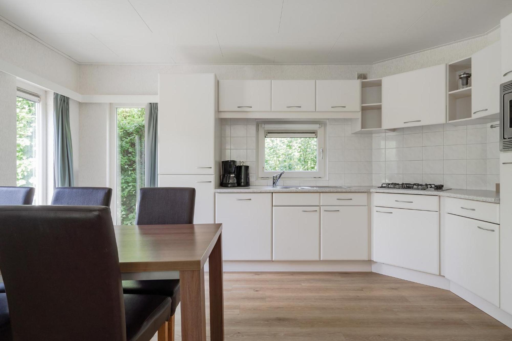 Rcn Vakantiepark De Roggeberg Апелсха Стая снимка