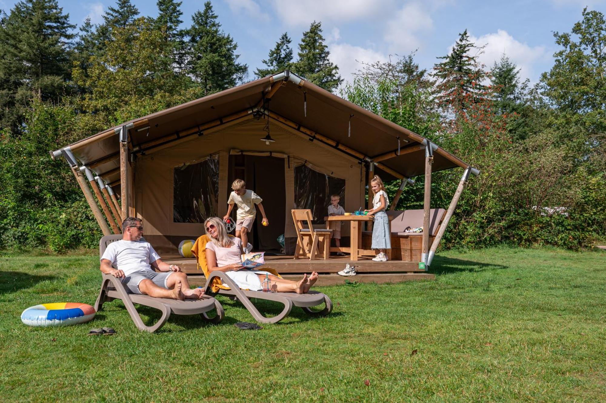 Rcn Vakantiepark De Roggeberg Апелсха Екстериор снимка